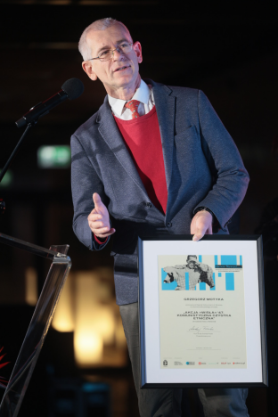 Nagroda im. Moczarskiego dla Grzegorza Motyki!