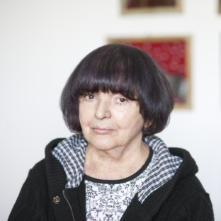 Hanna Krall w Ogrodzie Krasińskich